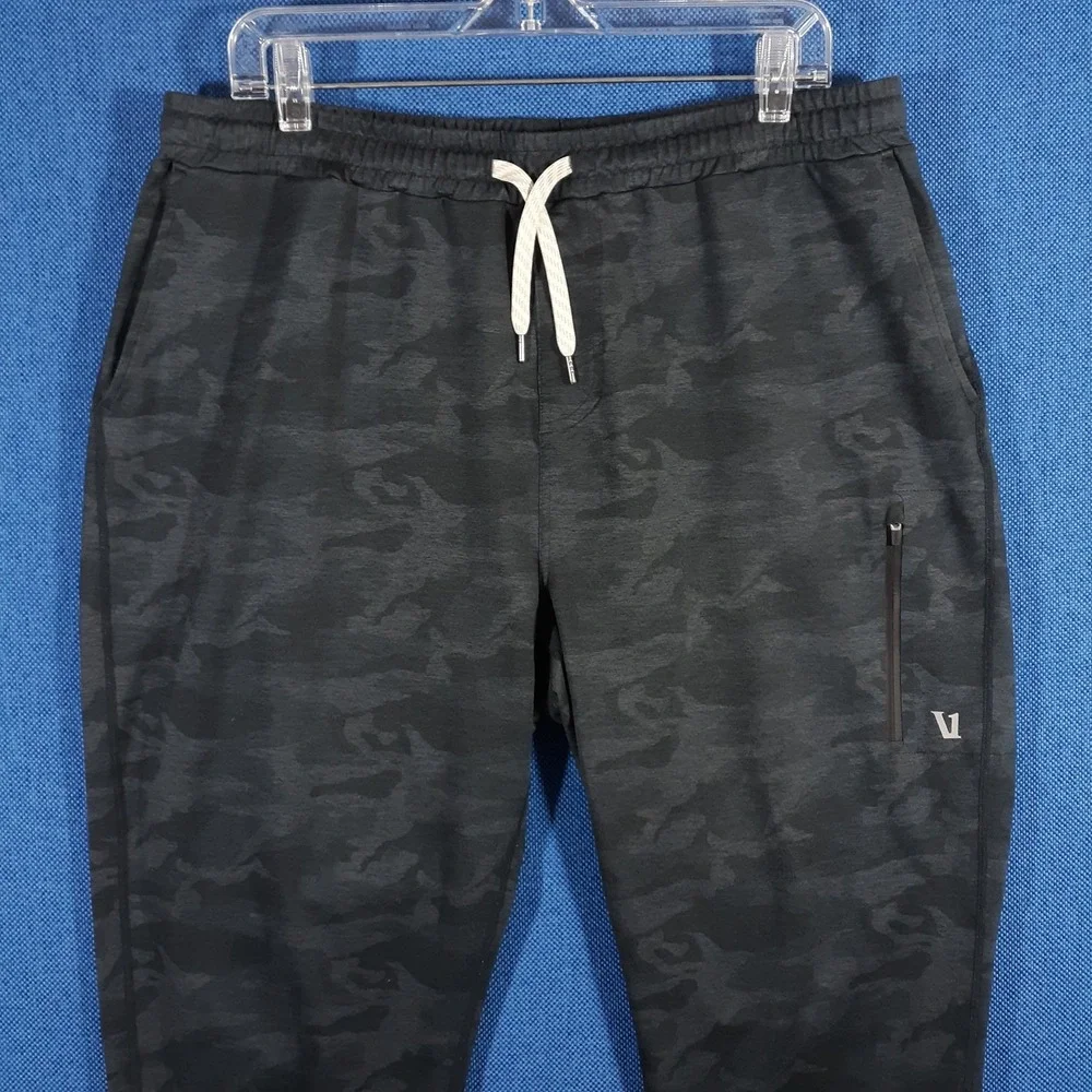 Vuori Jogger Pants Mens XL Inseam 28 Athletic Elastic Waist Camouflage Tapered